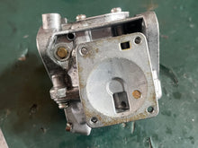 Load image into Gallery viewer, 6 8 HP Yamaha CARBURETOR 6G1-14301-01-00 two stroke 1987-2002 NO FUEL PUMP
