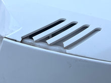 Charger l'image dans la galerie, 200 175 150 hp Evinrude 0285631 e-tec engine cover cowling Two Stroke
