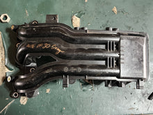 Charger l'image dans la galerie, DF 30 25 hp Suzuki INTAKE MANIFOLD 13110-94L00 four stroke 2018
