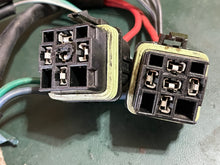 Load image into Gallery viewer, 140 150 175 200 hp Mercury TRIM HARNESS 819514A11 two stroke some compatibility Force 75 90 120 hp
