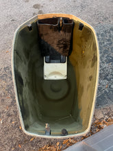 Charger l'image dans la galerie, 200 225 250 hp Johnson Evinrude Racing SWIVEL BRACKET 20”, LOWER COVERS 1999-2001, CLAMP BRACKETS, STEERING ARM 20” and Mount
