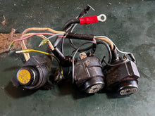 Cargar imagen en el visor de la galería, DT 150 - 225 hp Suzuki PTT RELAY 12v 80a 38410-94551 w Hitachi MS5C-281-1 12v STARTING RELAY 31800-94401 some compatibility p
