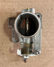 Charger l'image dans la galerie, DF 30 25 hp Suzuki THROTTLE BODY 13300-94L00 four stroke 2015-2024
