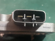 Charger l'image dans la galerie, DF 200 175 150 hp Suzuki voltage RECTIFIER REGULATOR ASSY 32800-96J00 four stroke 2007-2024
