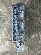 Cargar imagen en el visor de la galería, 300 hp Yamaha HPDI CRANKCASE BLOCK 6D0-15100-00-1S w COVER two stroke HPDI 2003-2009
