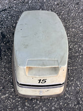 Cargar imagen en el visor de la galería, 15 9.9 hp Johnson Evinrude motor ENGINE COVER 0392784 0391842 two stroke 1983
