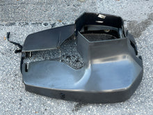 Charger l'image dans la galerie, 200 225 250 hp Johnson ENGINE SIDE COVERS stbd 0439773 439762 port 0344806 two stroke 1999-2001
