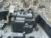 Charger l'image dans la galerie, F 100 80 hp Yamaha BOTTOM COWLING ASSY 67F-42710-00-4D four stroke 1999-2002
