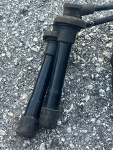 Charger l'image dans la galerie, BF 130 115 hp Honda IGNITION COIL cylinder 2 &amp; 3 30550-ZW5-003 four stroke 1999-up
