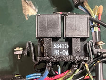 Charger l'image dans la galerie, pulled apr2026—-70 60 50 hp Johnson Evinrude TRIM HARNESS CONTROL CABLE  0584177 584178 two stroke 1991-1995
