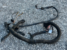 Cargar imagen en el visor de la galería, 250 hp Mercury EFI ENGINE HARNESS 825763A5 IGNITION HARNESS 825433A11 two stroke 1995 some compatibility 225 300 hp - for 4-p
