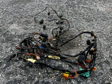 Charger l'image dans la galerie, PARTS f 225 200 hp Yamaha engine WIRE HARNESS 69J-8259N-10-00  69J-8259N-00-00 four stroke 2002
