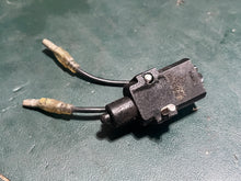Charger l'image dans la galerie, 115 - 250 hp Mercury 814281A2 shift interrupter SWITCH two stroke efi dfi
