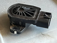 Charger l'image dans la galerie, f 150 hp Yamaha THROTTLE POSITION SENSOR 6S1-85885-00-00 tps Four Stroke 2005-2020
