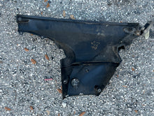 Load image into Gallery viewer, DF 30 25 hp Suzuki side covers FRONT PANEL 61830-94L00-YAY 61810-94L00-YAY four stroke 2017-2024
