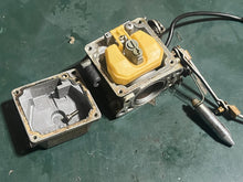 Cargar imagen en el visor de la galería, 50 40 hp Yamaha Mercury 62Y-14901-20-00 CARBURETOR SET four stroke 62Y-14902-20-00 62Y-14903-20-00 62Y-14904-20-00  825073T11
