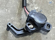 Charger l'image dans la galerie, 90 70 60 hp Yamaha TRIME SENDER 6H1-83672-21-00 6H1-83672-20-00 two stroke 2004-2009 TWO-WIRE CONNECTOR

