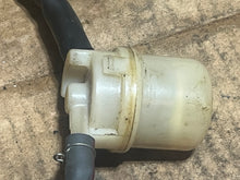 Charger l'image dans la galerie, BF 50 Honda 16700-ZW1-004 FUEL PUMP 25 30 40 75 90 hp with filter, hose &amp; fuel cock 1997-2007 four stroke
