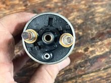 Cargar imagen en el visor de la galería, 225 250 Hp Yamaha VST FUEL PUMP 65L-13907-00-00 TWO stroke 1999-2005 can work in place of 67H-13907-00-00 66K-13907-00-00 150

