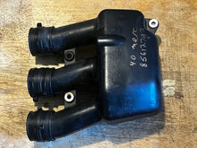 Load image into Gallery viewer, 40 30 hp Mercury INTAKE AIR SILENCER SOUND ATTENUATOR 856127A2 four stroke 3 cylinder 2000
