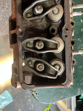 Cargar imagen en el visor de la galería, sold ebay aug2025——5.0 5.7 Liter OMC 1989 cylinder head #2 3853852 985431 Valve Cover 0986748 volvo

