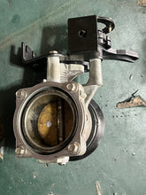 Load image into Gallery viewer, 115 hp Mercury Optimax THROTTLE BODY 855422A1 Two Stroke 3 Cylinder DFI 2008 compatible with other hps
