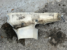 Load image into Gallery viewer, 200 225 hp Johnson Evinrude  344806 0344806 LOWER side COVER Port 0439762 439762 Stbd Evinrude Two Stroke
