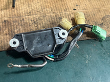 Charger l'image dans la galerie, BF 150 135 115 hp Honda 38550-ZY6-003 POWER TILT RELAY ASSY four stroke pre 1997-up
