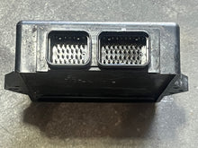 Cargar imagen en el visor de la galería, 250 225 hp Yamaha HPDI ECU control unit f8t93673 60Y-8591A-02-00 Two Stroke 2003-2004
