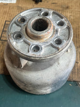 Charger l'image dans la galerie, Volvo OMC Cobra 984290 Engine Coupler i/o sterndrive Sierra 18-21752-1 1986-up 4.3 5.0 5.7 Liter 3858437 986120 3853917
