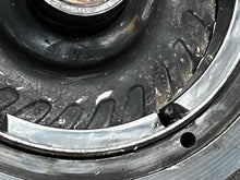 Cargar imagen en el visor de la galería, 200 225 hp Evinrude FLYWHEEL ASSY 583146 583426 two stroke 1992-2002 looper carb
