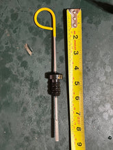 Charger l'image dans la galerie, MFS 25 30 20 15 9.9 hp Tohatsu OIL LEVEL GAUGE dipstick 3AC074210 four stroke 2005+
