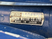 Charger l'image dans la galerie, BF 7.5 hp Honda four stroke outboard BF75 short shaft tiller steer
