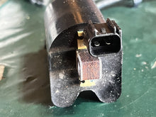 Load image into Gallery viewer, DF 115 hp Suzuki IGNITION COIL #2 33420-90J00 f6t546 33720-90J00 33730-90J00 Four Stroke 2013 2001-2021 some 90 100 hp
