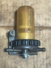 Charger l'image dans la galerie, Yamaha 61A-24560-04-00 FUEL FILTER two stroke 115 - 250 hp different bracket TWO STROKE
