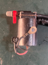 Charger l'image dans la galerie, 50 60 70 hp Johnson 0437238 fuel Primer SOLENOID Evinrude 437238 two stroke OEM
