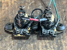 Cargar imagen en el visor de la galería, 90 75 hp Force 818997A1 trim SOLENOID ASSEMBLY 89818997 two stroke
