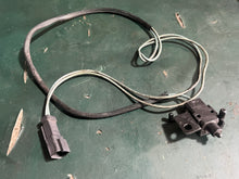 Charger l'image dans la galerie, 60 - 200 hp Johnson Evinrude 0587358  TRIM LIMITER SWITCH 586786 two stroke

