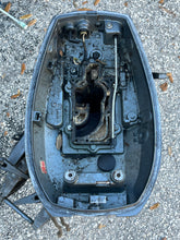 Cargar imagen en el visor de la galería, 4 hp Yamaha 6E0-45111-02-EK UPPER CASING midsection 4MSHR 1993 ‘88-93 TWO STROKE clamps 6E0-43111-01-EK 6E0-43112-01-EK
