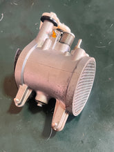 Load image into Gallery viewer, 50 hp Tohatsu Nissan THROTTLE BODY 6GFDC8 3T5101000 CAM 3T5637180 two stroke 2002-2010
