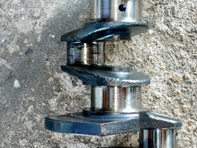 Charger l'image dans la galerie, 40 30 hp Mercury EFI CRANKSHAFT long 858507T04 four stroke 3 cylinder 2005
