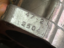 Load image into Gallery viewer, 225 200 hp Mercury CARBURETOR SET WMH-47 3311-818639A12 818639A13 818639A14 two stroke 3.0 liter CLEAN - NEED NEW BOWL GASKET
