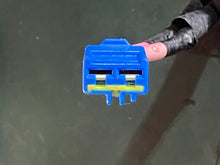 Cargar imagen en el visor de la galería, f 350 300 hp Yamaha 6AW-8259M-00-00 WIRE HARNESS ASSY 2, 6AW-81925-01-00 TERMINAL four stroke 2007-19
