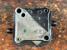 Charger l'image dans la galerie, 40 50 75 90 hp Mercury MECHANICAL FUEL PUMP 14360A43 14360A78 98766-c1 two stroke some other HP compatibility
