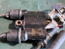 Load image into Gallery viewer, f 90 hp Yamaha IGNITION COIL #2 63P-82310-01-00 f6t557 four stroke 2005-2017 some compatibility 50 60 70 75 150 hp

