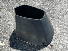 Load image into Gallery viewer, 250 300 225 hp Yamaha bottom cowling APRON 60V-42741-00-8D Two Stroke HPDI 3.3 Liter 2003-2009 some compatibility hp
