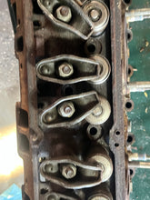 Cargar imagen en el visor de la galería, sold ebay aug2025——5.0 5.7 Liter OMC 1989 cylinder head #2 3853852 985431 Valve Cover 0986748 volvo
