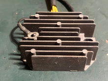 Load image into Gallery viewer, 25 30 hp Mercury EFI voltage regulator RECTIFIER 898103T14 four stroke
