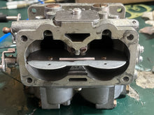 Load image into Gallery viewer, 150 hp Yamaha CARBURETOR SET 6R2-01 6R2-14301-02-00 6R2-14302-02-00 6R2-14303-02-00 International Two Stroke 1986-1995
