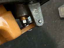 Load image into Gallery viewer, 115 hp Mercury WME 11 CARBURETOR SET 3301-9532A12 9532A13 9532A14 9532A15 two stroke 4 Cylinder 1988-1993 3301-9532
